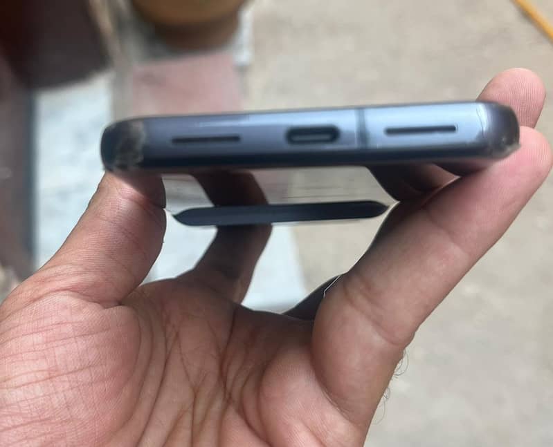 Google Pixel 8 3