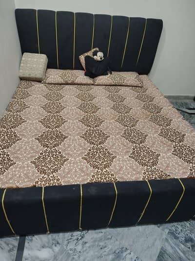 Bed In Black Poshish