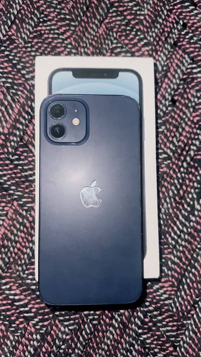 Apple iPhone 12