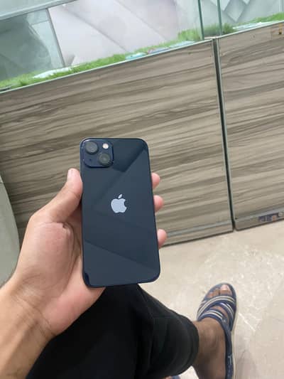 Apple iPhone 13 water pack