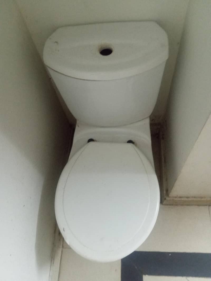 commode 1