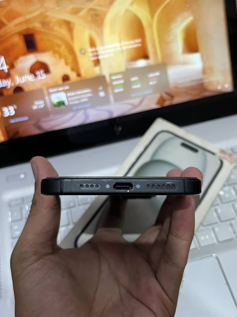 Apple iPhone 15 plus 2
