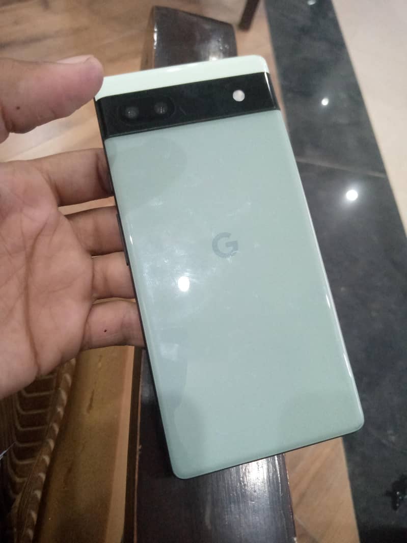 Google Pixel 6a 4