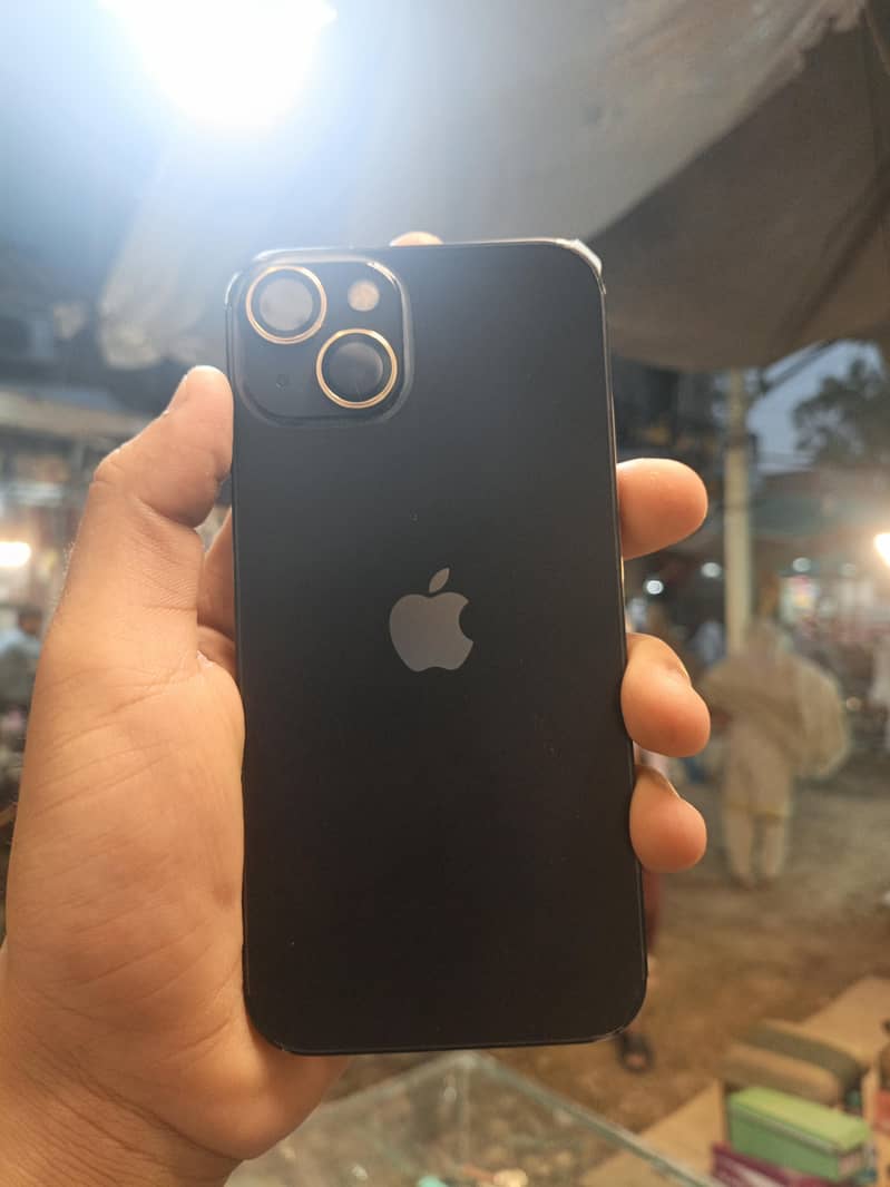 Apple iPhone 13 0