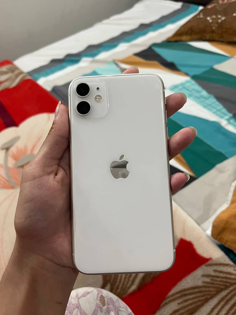 Apple iPhone 11 0