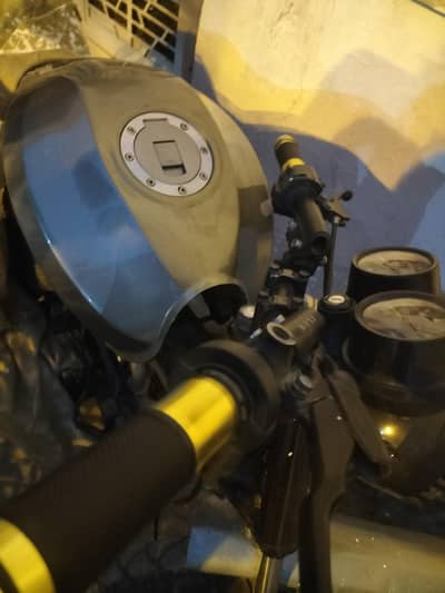 cafe racer bike self modified price 1.80000