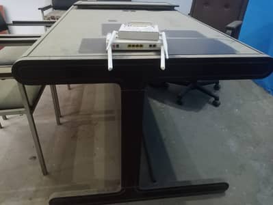 Executive table
