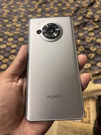 Aqous r7 12/256 life time pta grunted with card with cooling fan