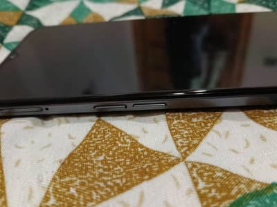 OPPO F17 Pro