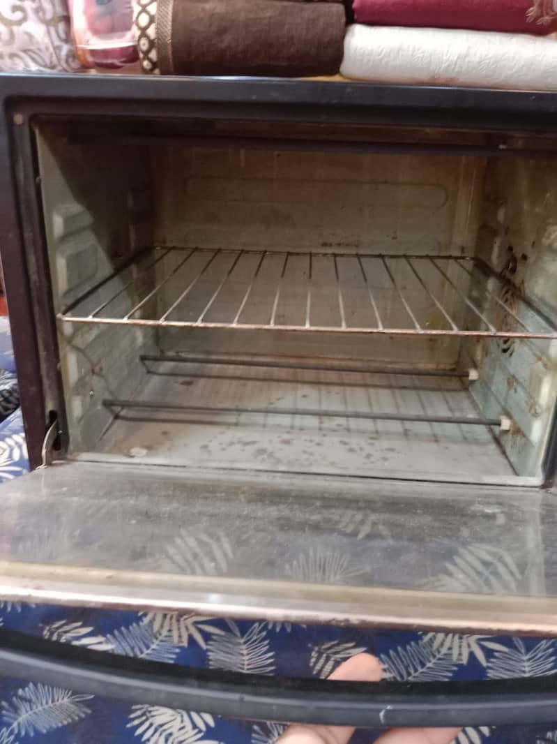 Baking oven 3