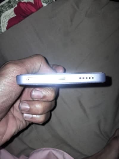 Vivo Y400 8GB ram 256GB member