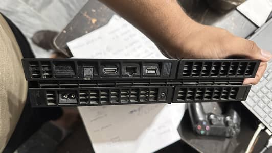 Ps4 standard 500gb with original controller