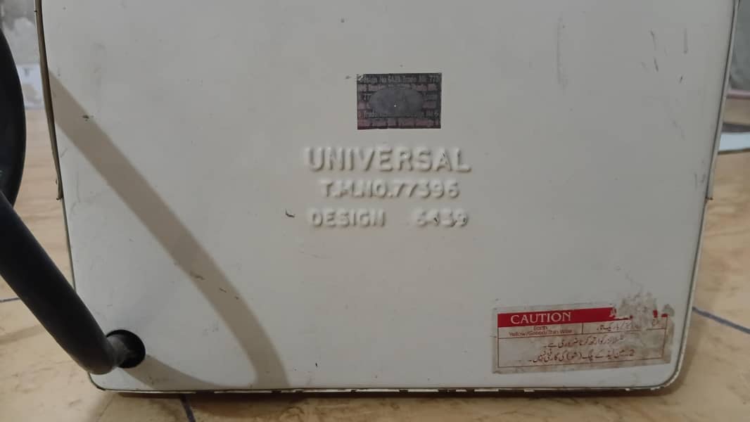 Universal Voltage Stabilizer A - 50 3