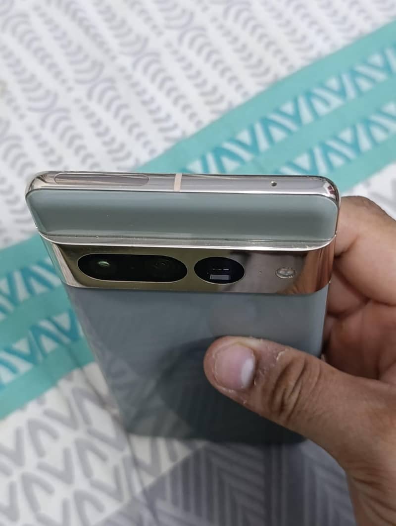 Google Pixel 7 Pro 4