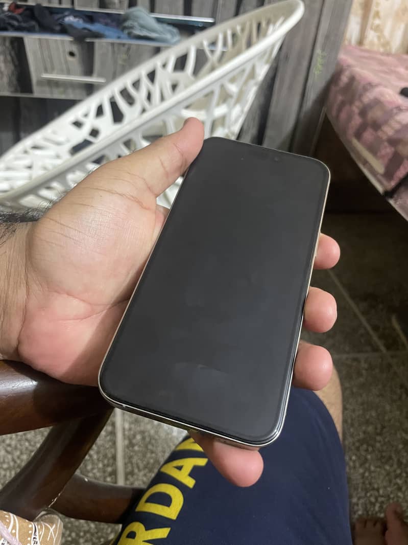 15pro max sim lock 0
