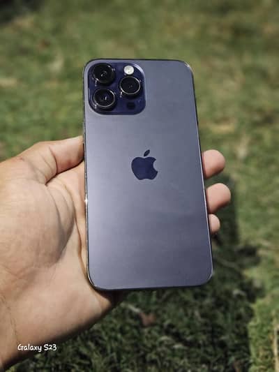 iPhone 14 Pro Max