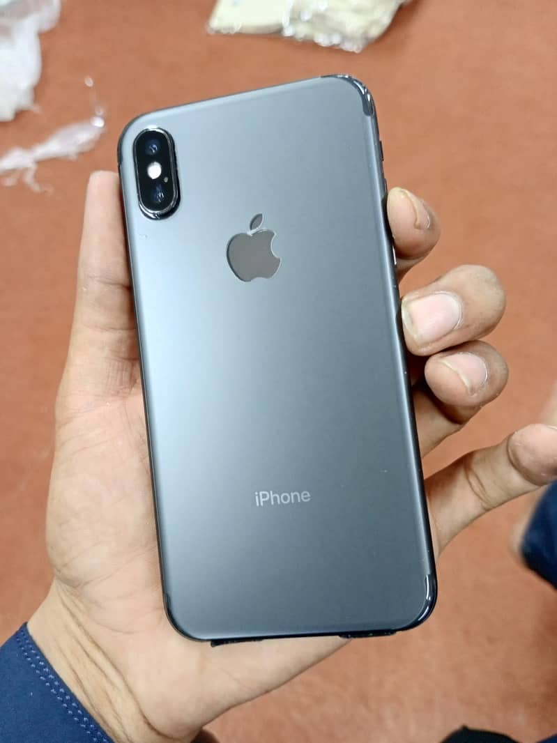 Apple iPhone X 0