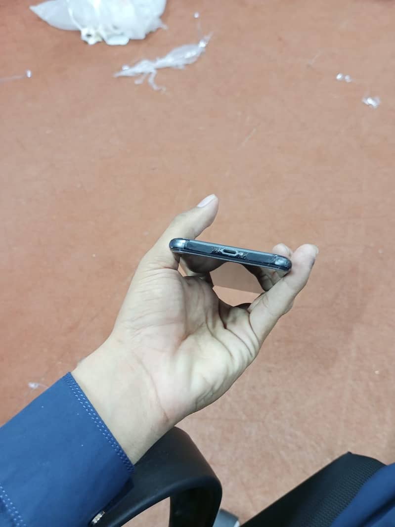 Apple iPhone X 2