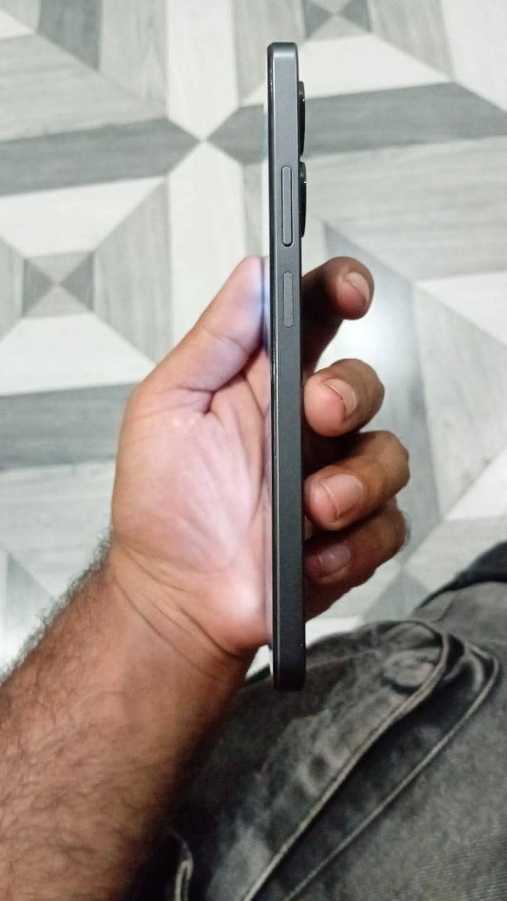 Realme Note 60x 3