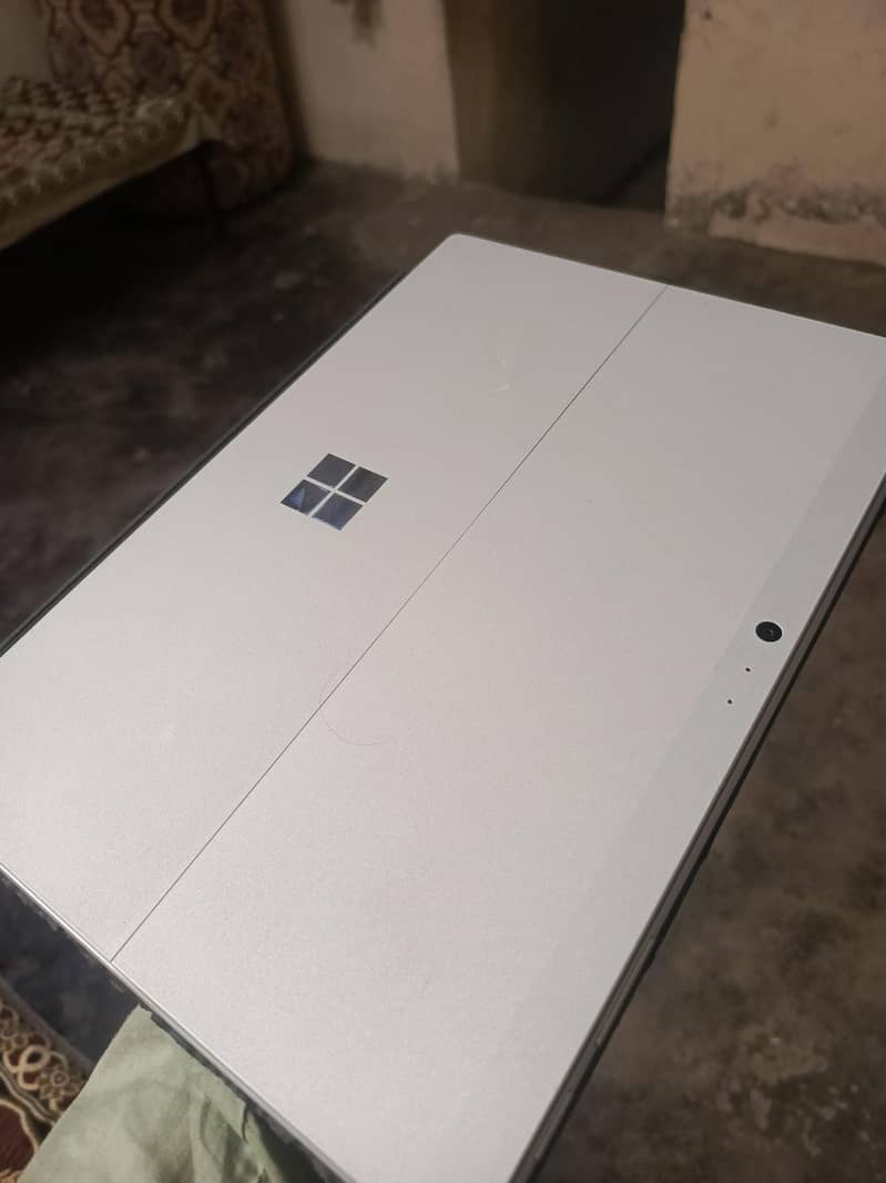 MICROSOFT SURFACE PRO 5 0