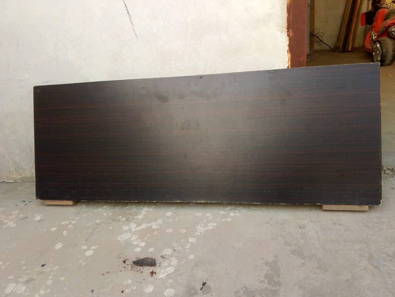 single bed 11