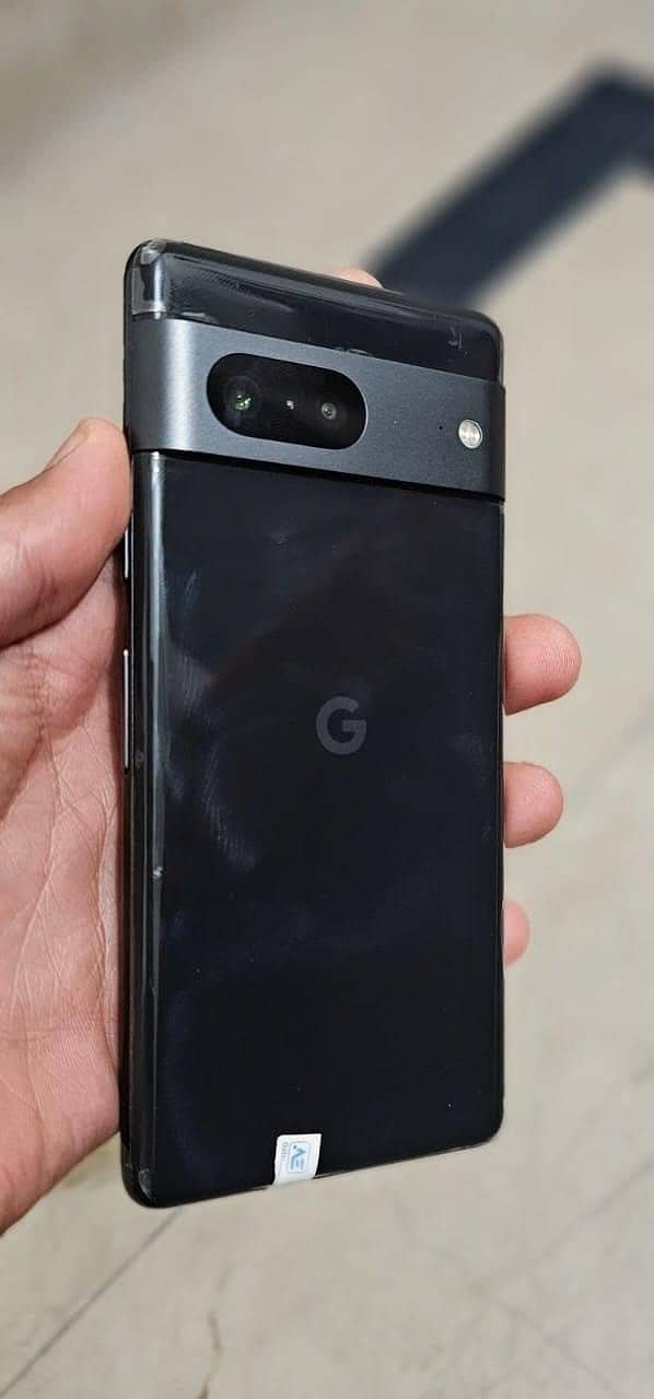Google Pixel 7 4