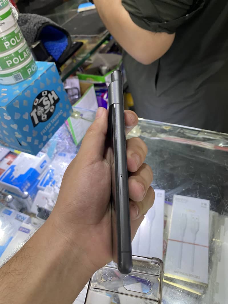 Google Pixel 7 6