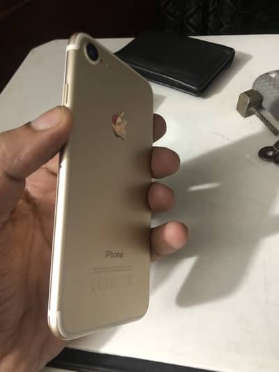 Apple iPhone 7