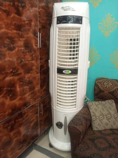 CHILLER ROOM COLLER.