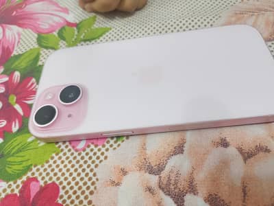 Apple iPhone 15