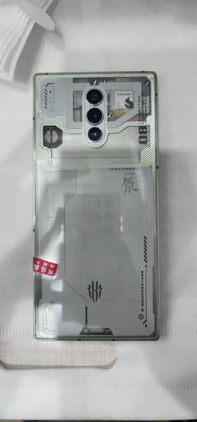 Zte nubia RedMagic 8 Pro 12/256 Gb
