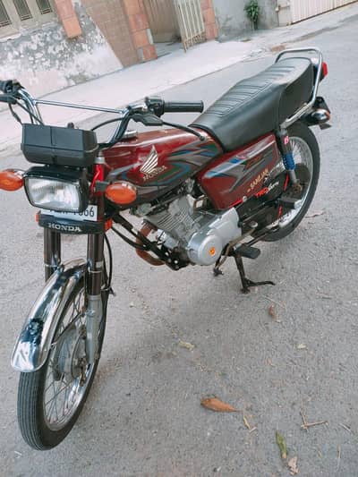 Honda 125 23 model