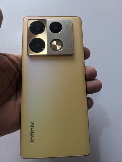 Infinix Note 40 Pro