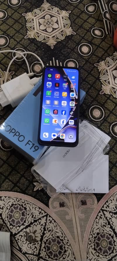 OPPO F19 6+4 128gb 03220772286