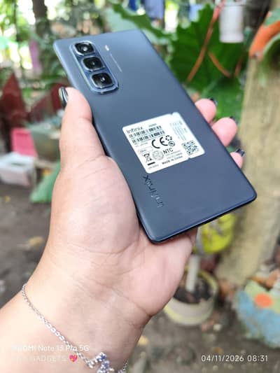 Infinix Hot 50 Pro Plus 16/256 box charger 03709239562