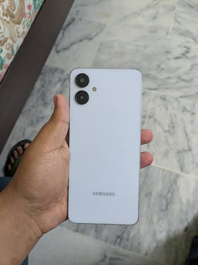 Samsung Mobile A06