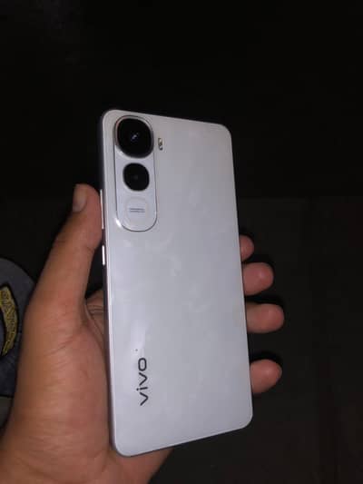 Vivo Y400