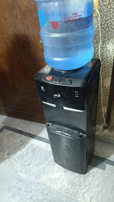 Dispenser Homage