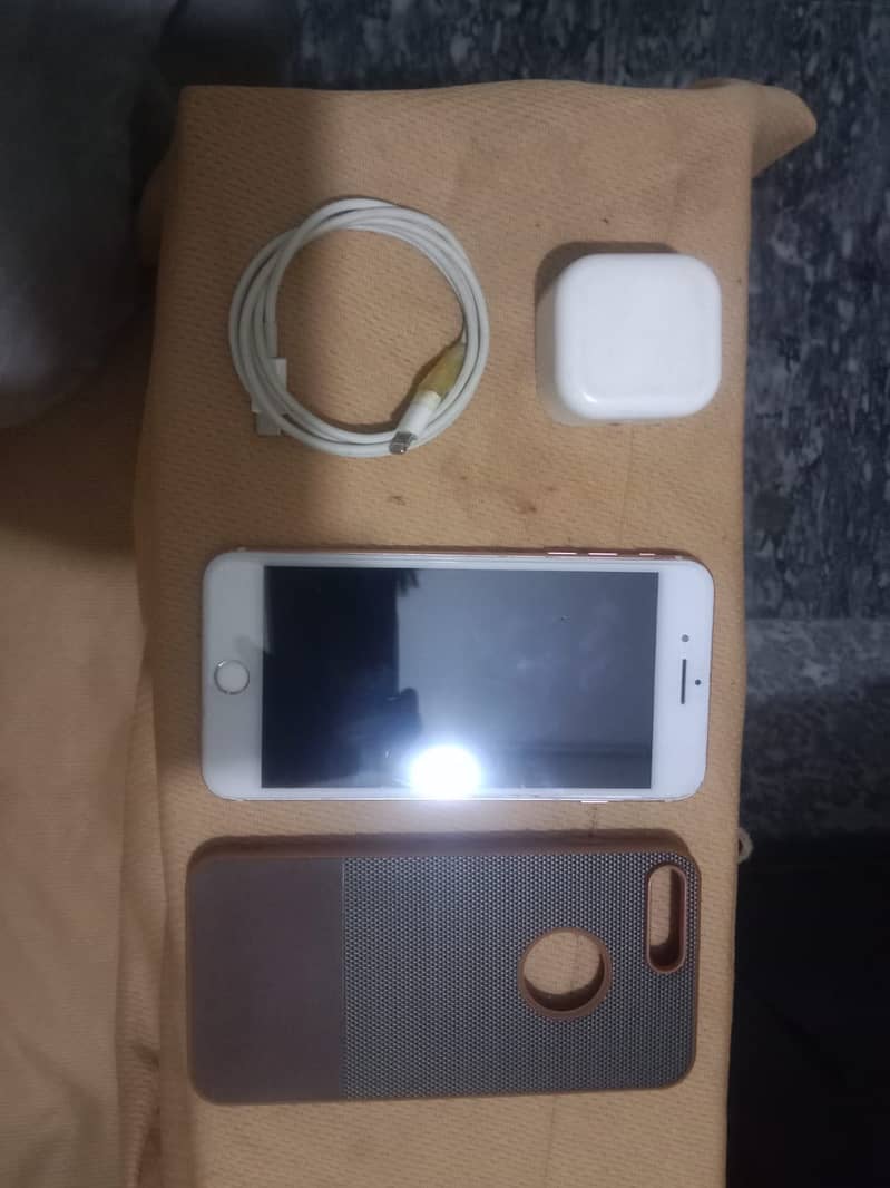 Apple iPhone 7 Plus 4