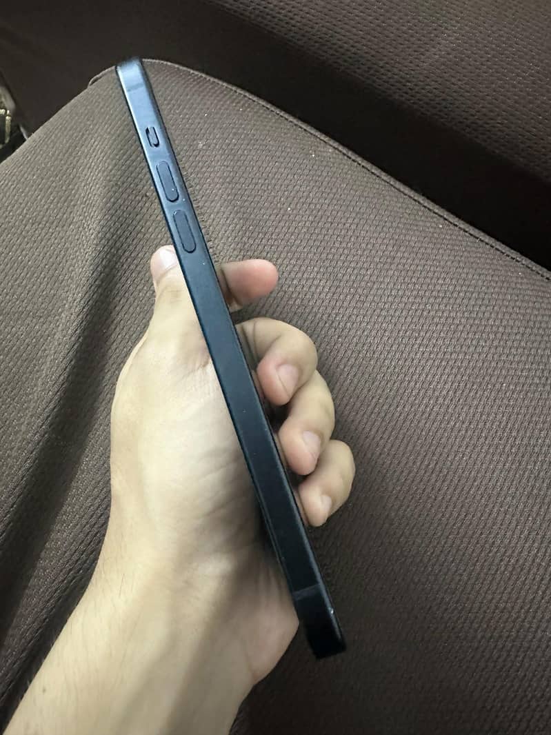 iphone 15 plus 2