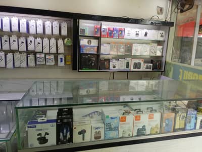 Running mobile shop for sale