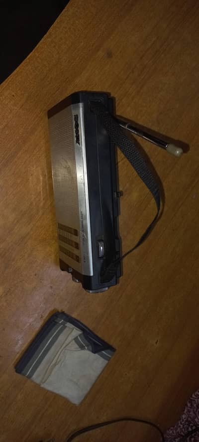 SONY radio 3band . FM. . AM. SW. نیشنل 3بینڈ AC. DC