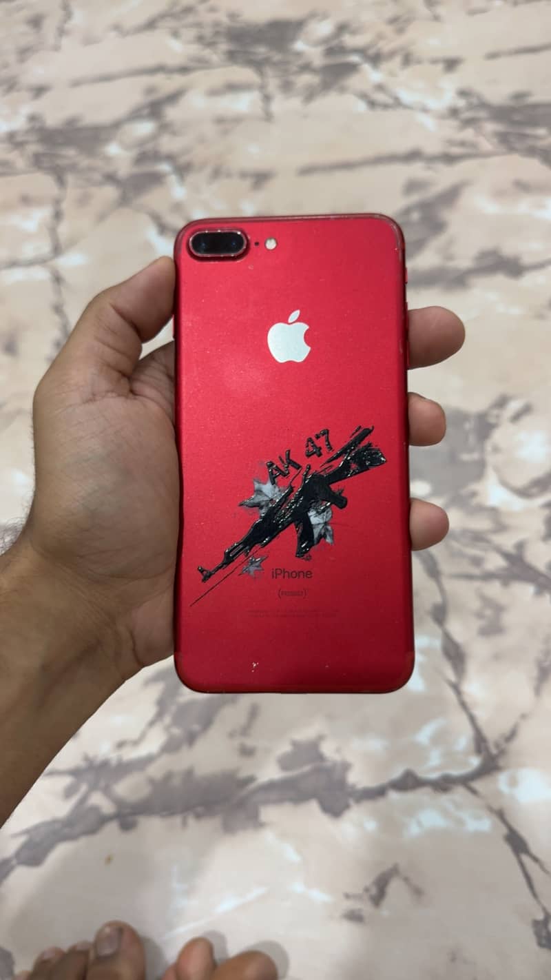 Apple iPhone 7 Plus 0
