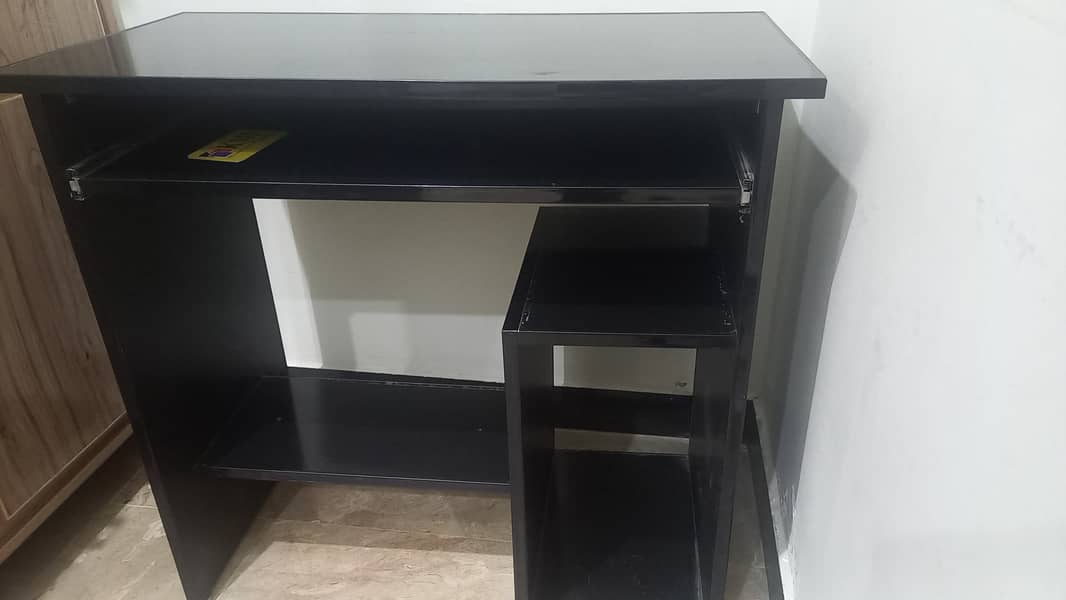Study and computer table 0