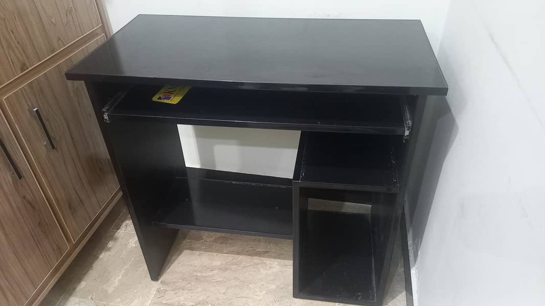 Study and computer table 1