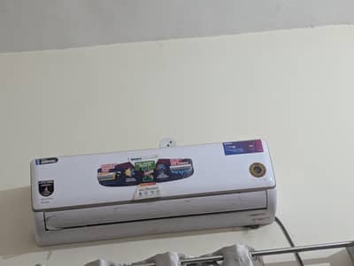 Orient  inverter AC 1.5 brand new condition