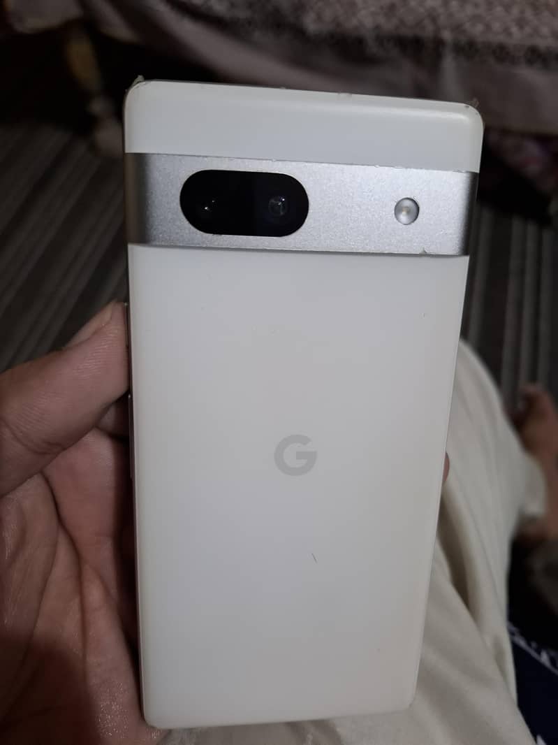 Google Pixel 7a 1