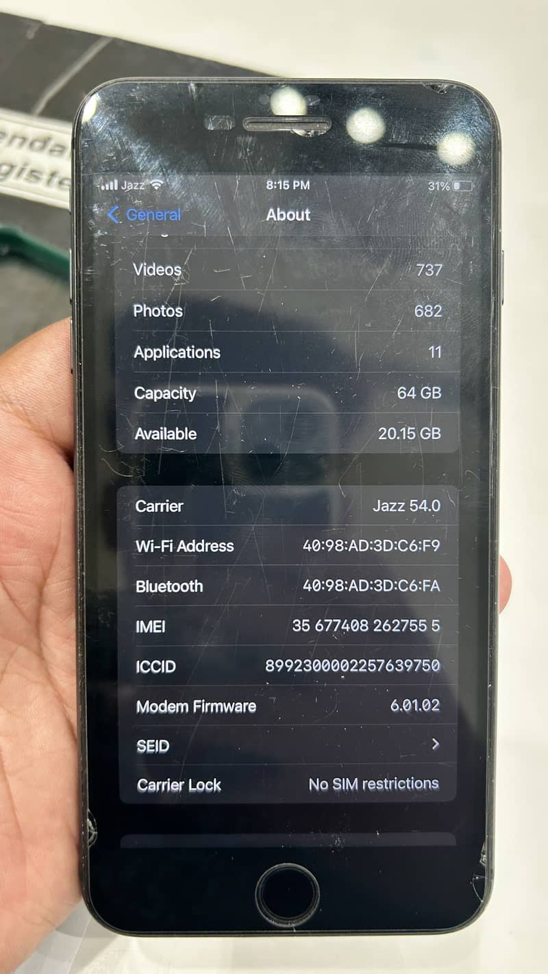 Apple iPhone 8 Plus 4