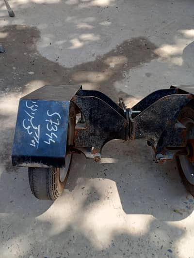Bike 70cc Side wheels used