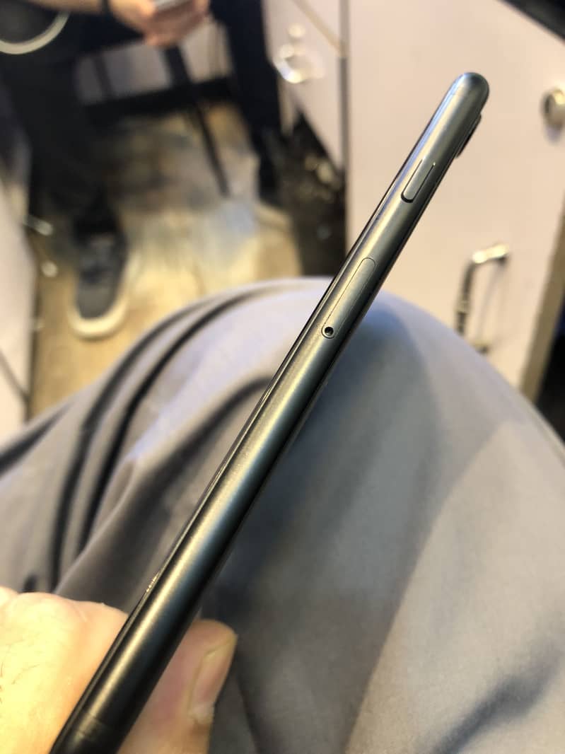 Iphone se 3